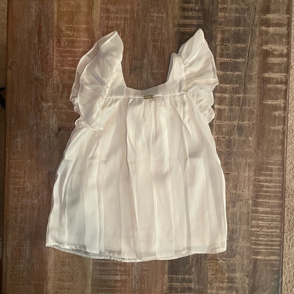 Girls white top blouse size 6. - Picture 3 of 3